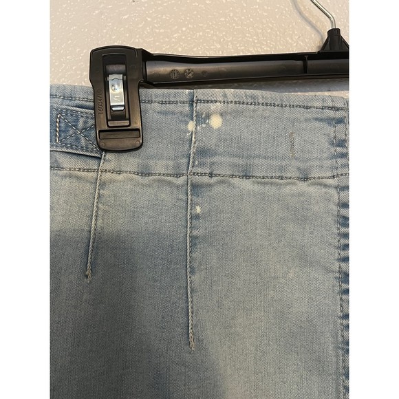 Free People Light wash denim skirt NWT Size 30 - Picture 6 of 8